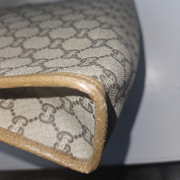 SOLD Gucci Interlocking GG Pouch/Clutch/Cosmetic Bag - Picture 13 of 16